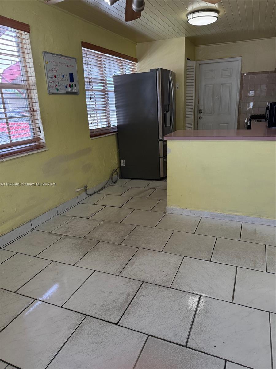 HIALEAH REV PL 12TH ADDN - Residential