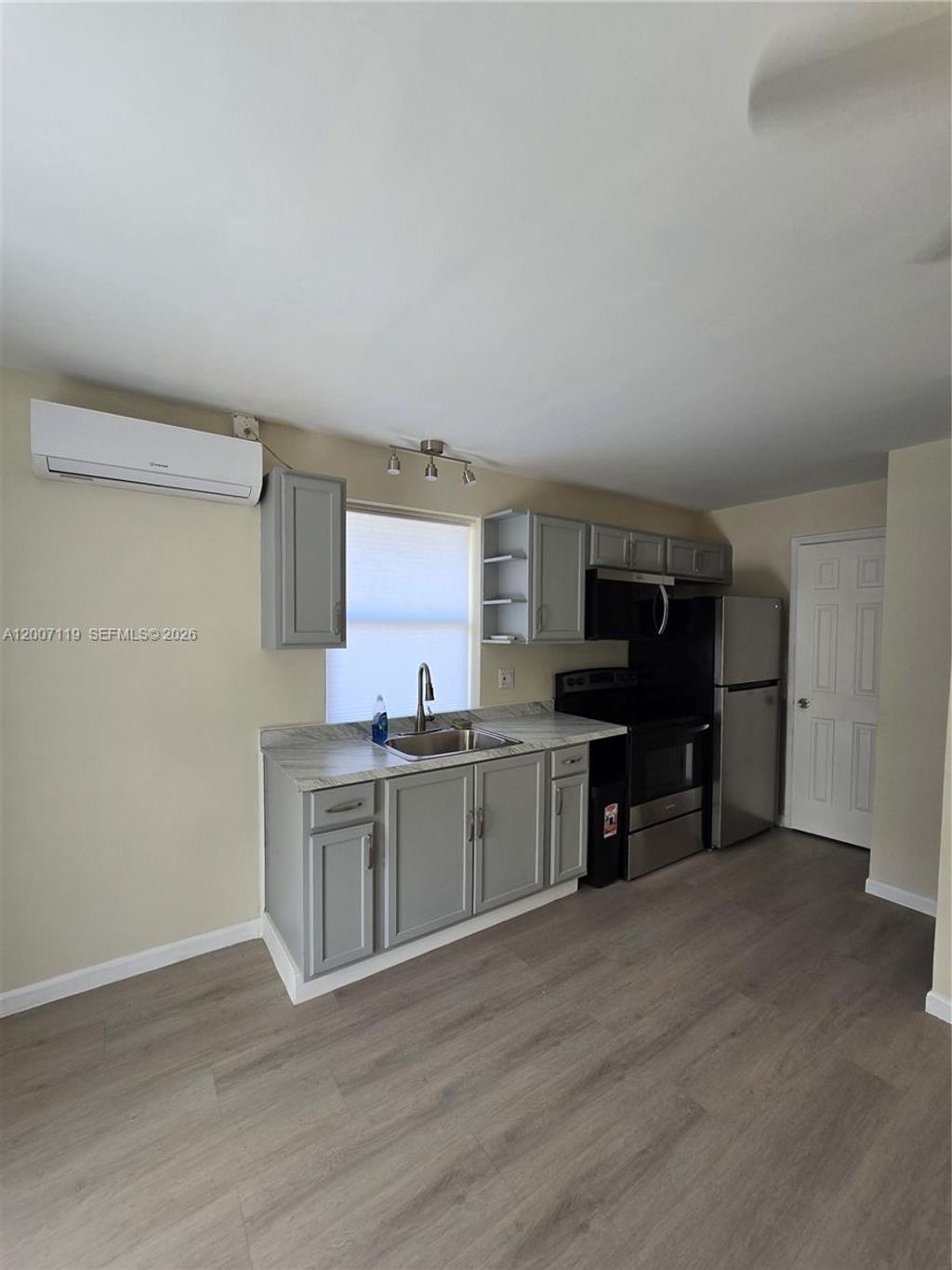 Photo of 5936 Fillmore St #3, Hollywood, FL 33021 (MLS # A12007119)