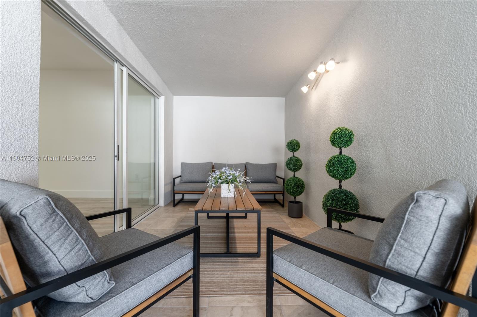 ADVENTURE HOMES - Residential