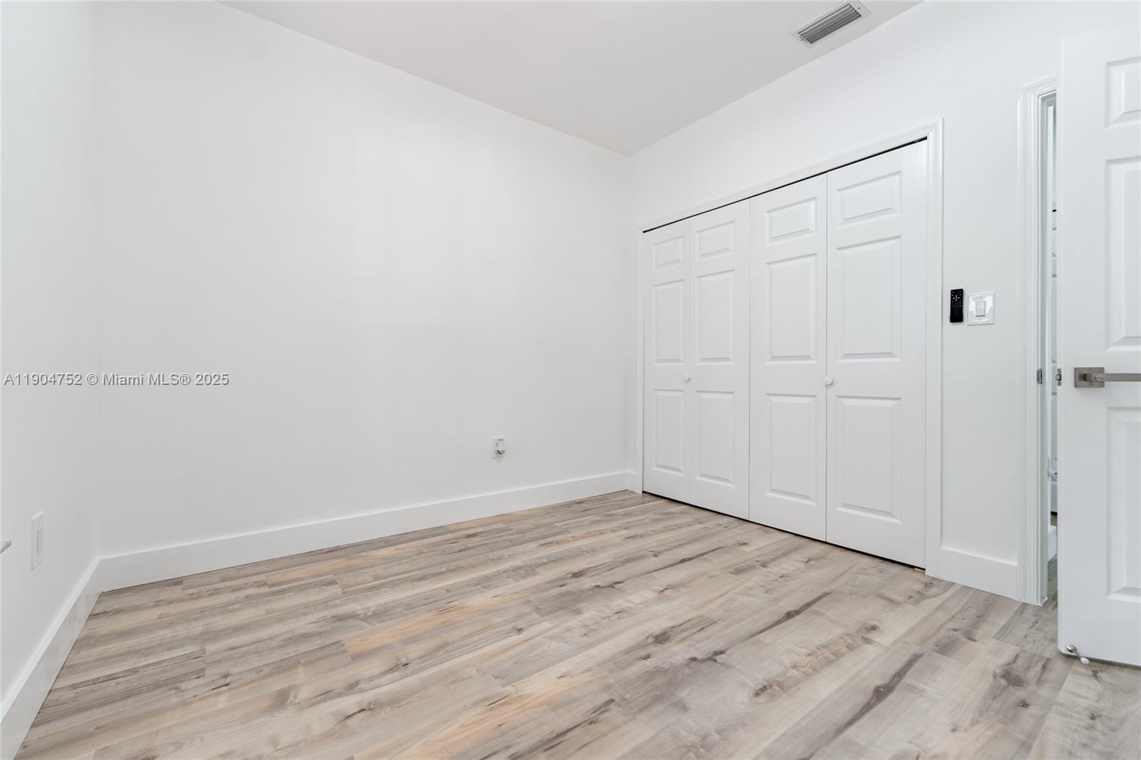 ADVENTURE HOMES - Residential