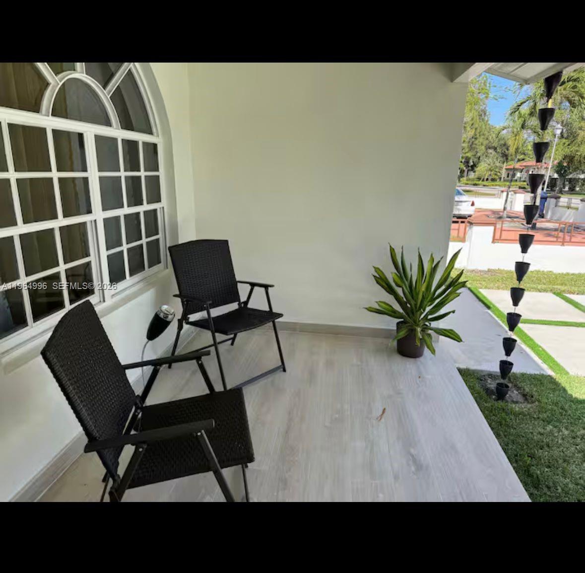 COUNTRY CLUB ESTATES SEC - Residential