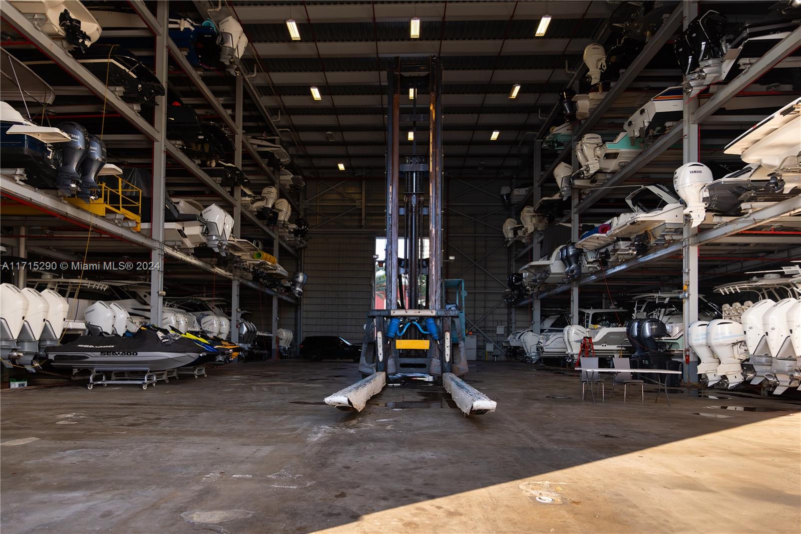 INTRACOASTAL WATERWAY - Land