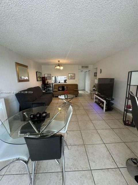 Condominium in Miami FL 10975 107th St St 7.jpg