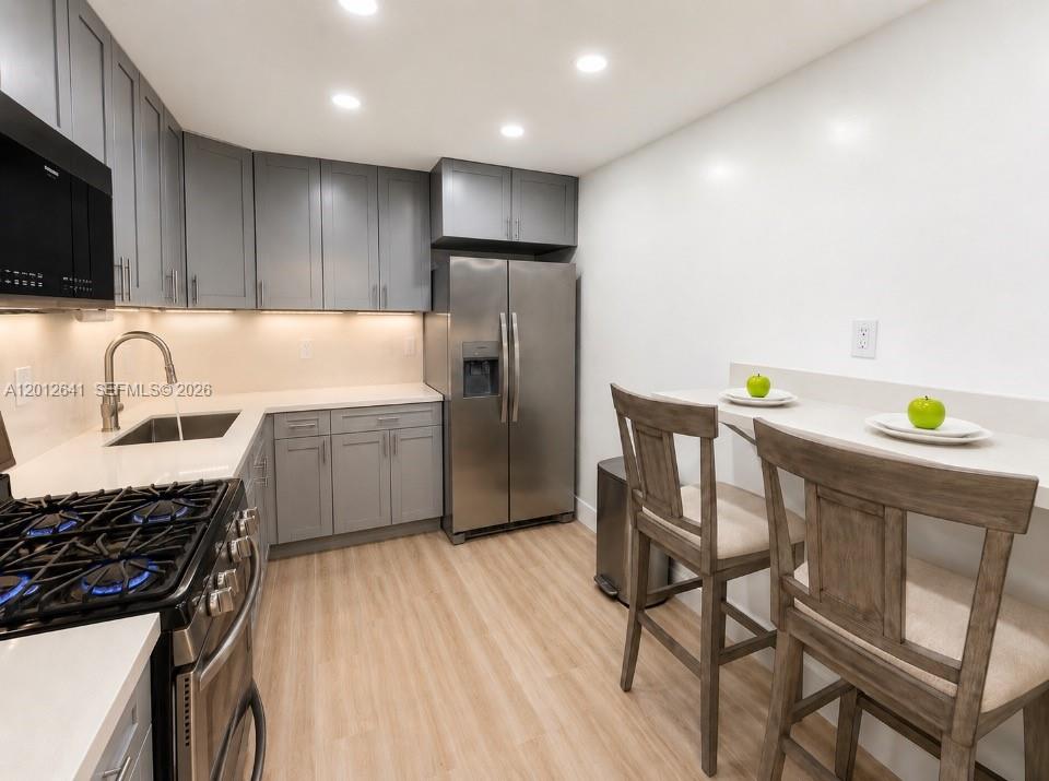 PARKER PLAZA CONDO ESTATE - Residential