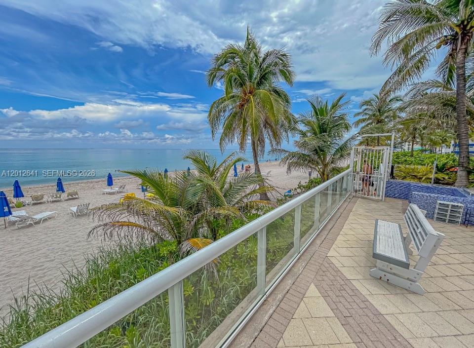 PARKER PLAZA CONDO ESTATE - Residential
