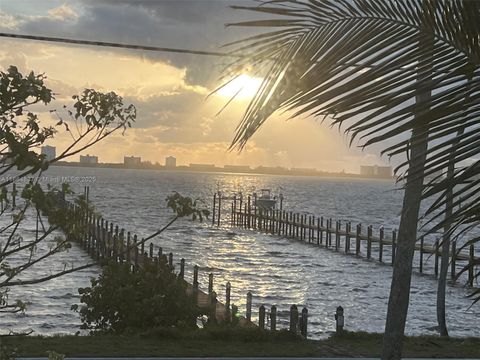 A home in Jensen Beach