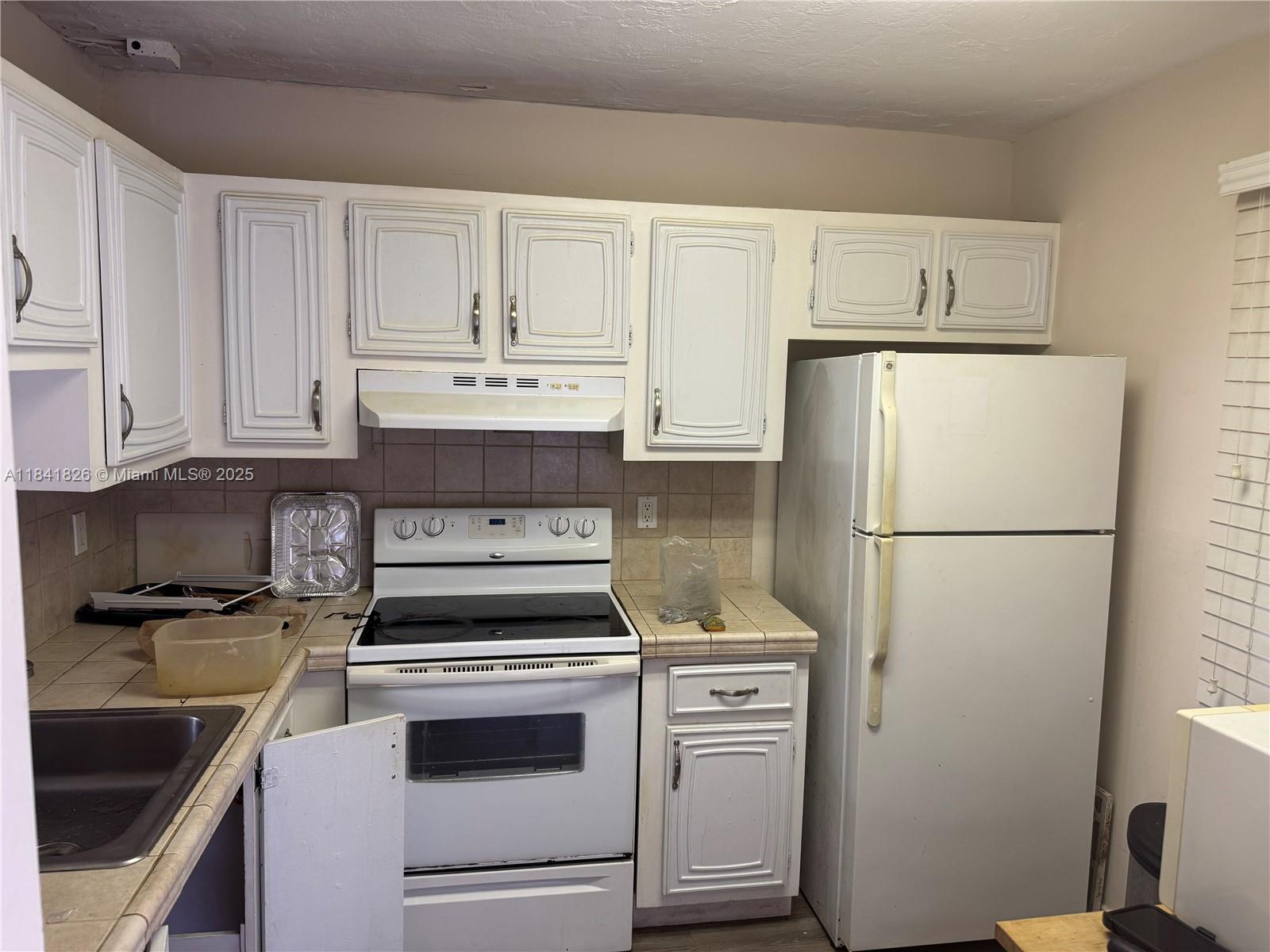 SOMERSET NO 4 CONDO - Residential