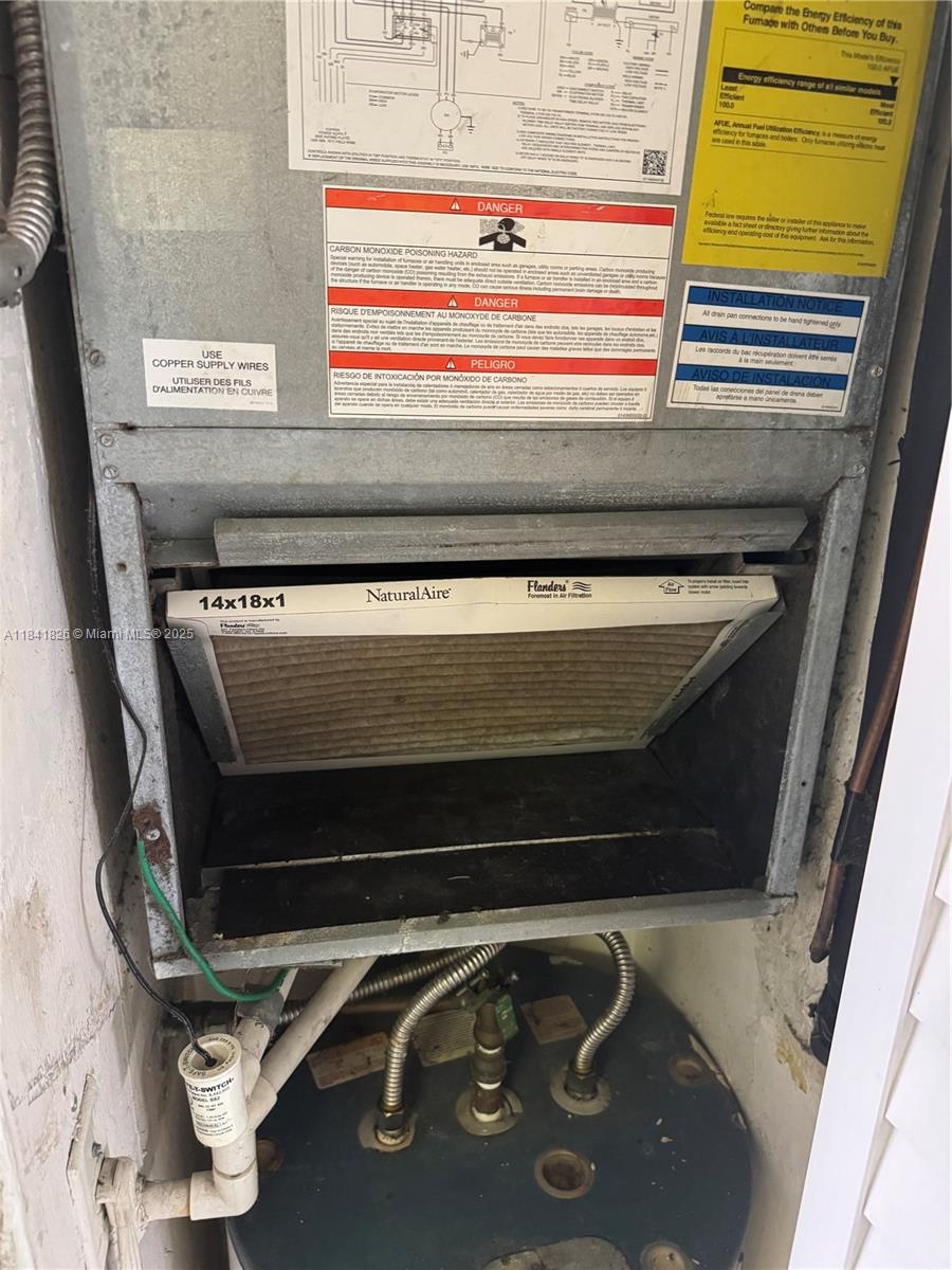 SOMERSET NO 4 CONDO - Residential