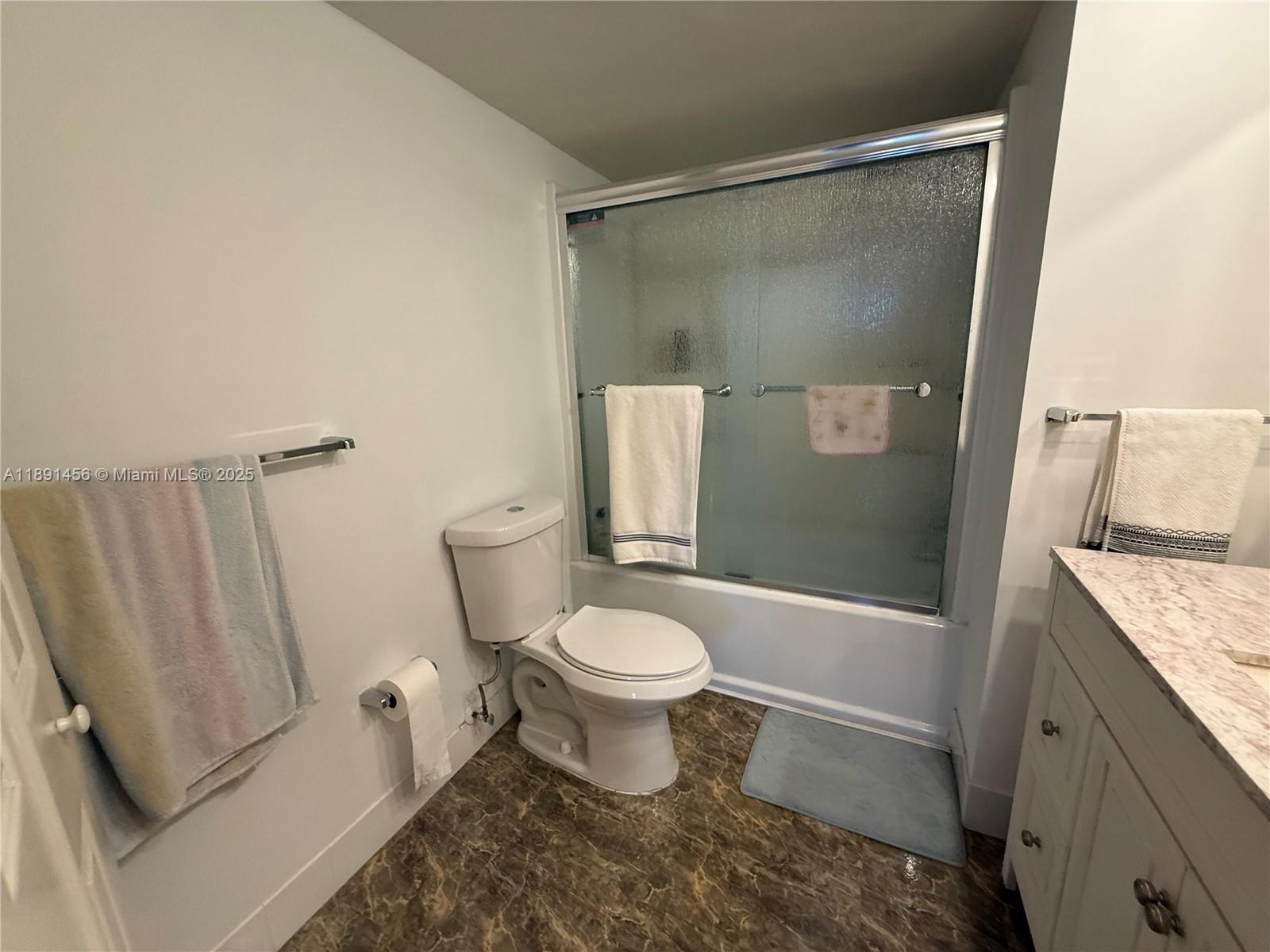 COMMODORE PLAZA CONDO - Residential