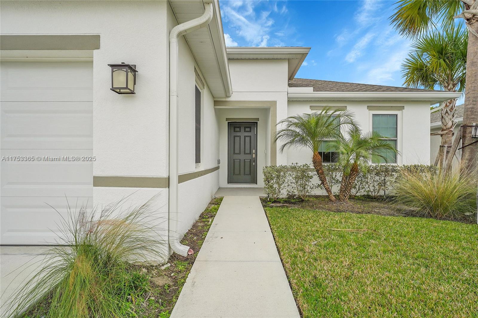3705 Bennington Ln, Fort Pierce, FL, 34981/$395,000 3 3705 Bennington Ln