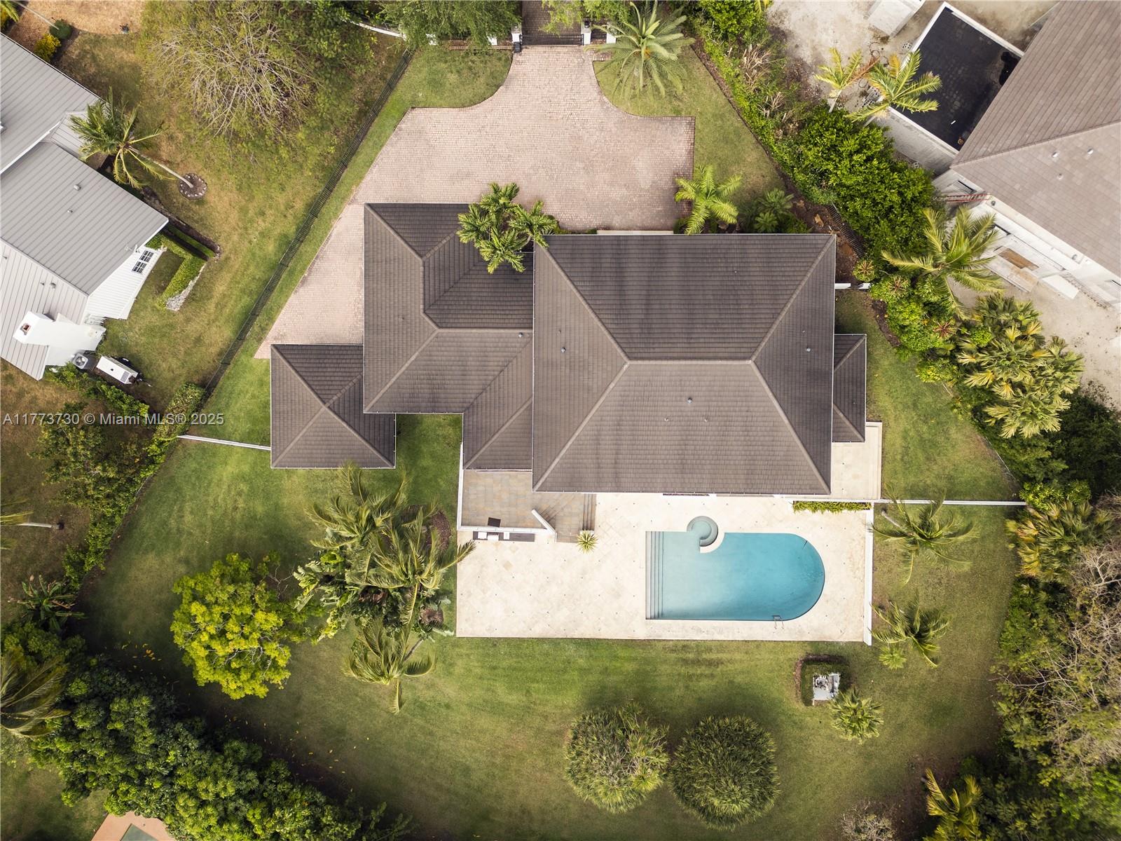 COCOPLUM SEC 1 - Residential