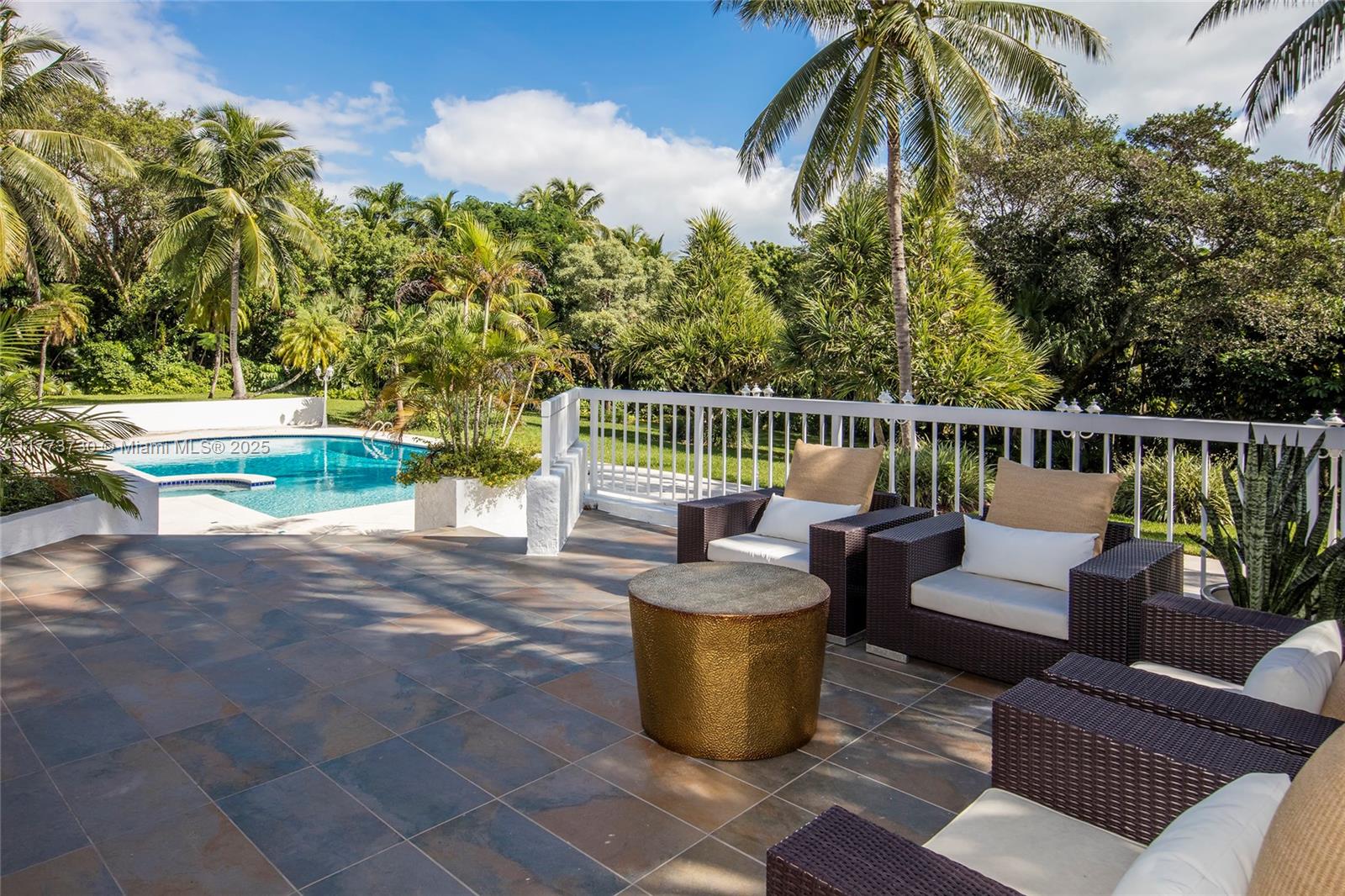 COCOPLUM SEC 1 - Residential