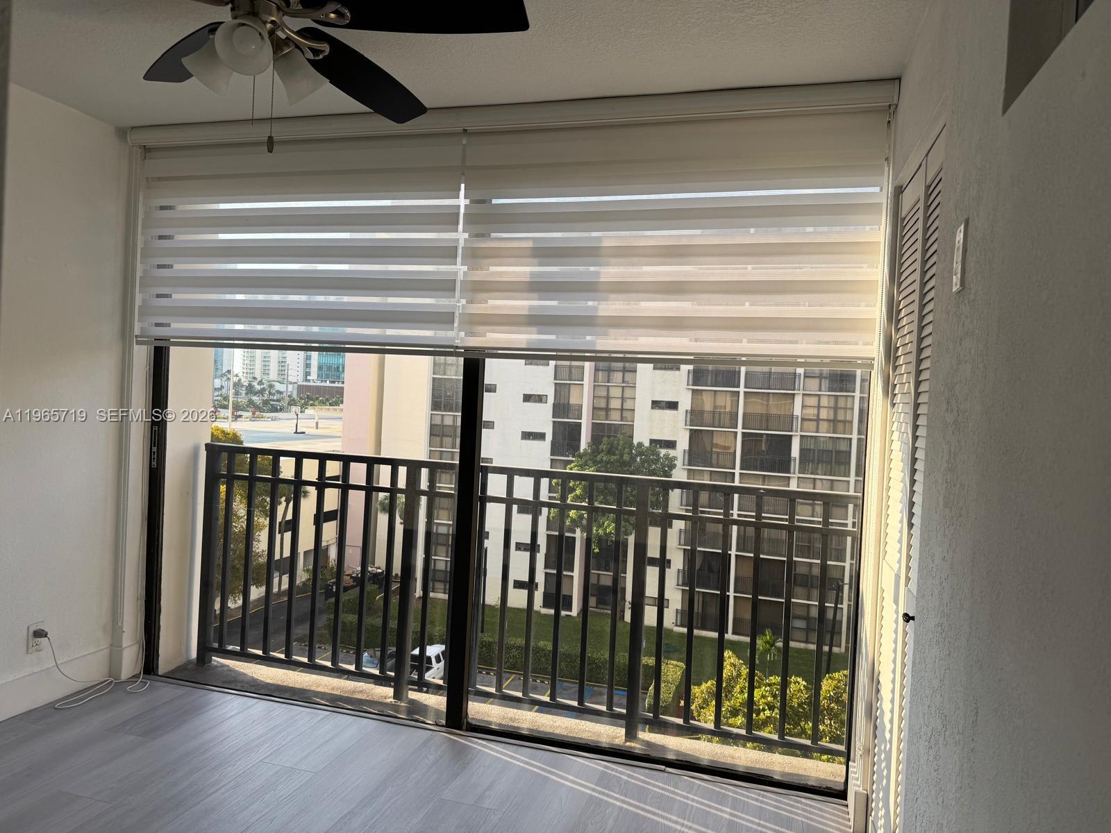 PLAZA OF AMERICAS CONDO P - Residential Lease