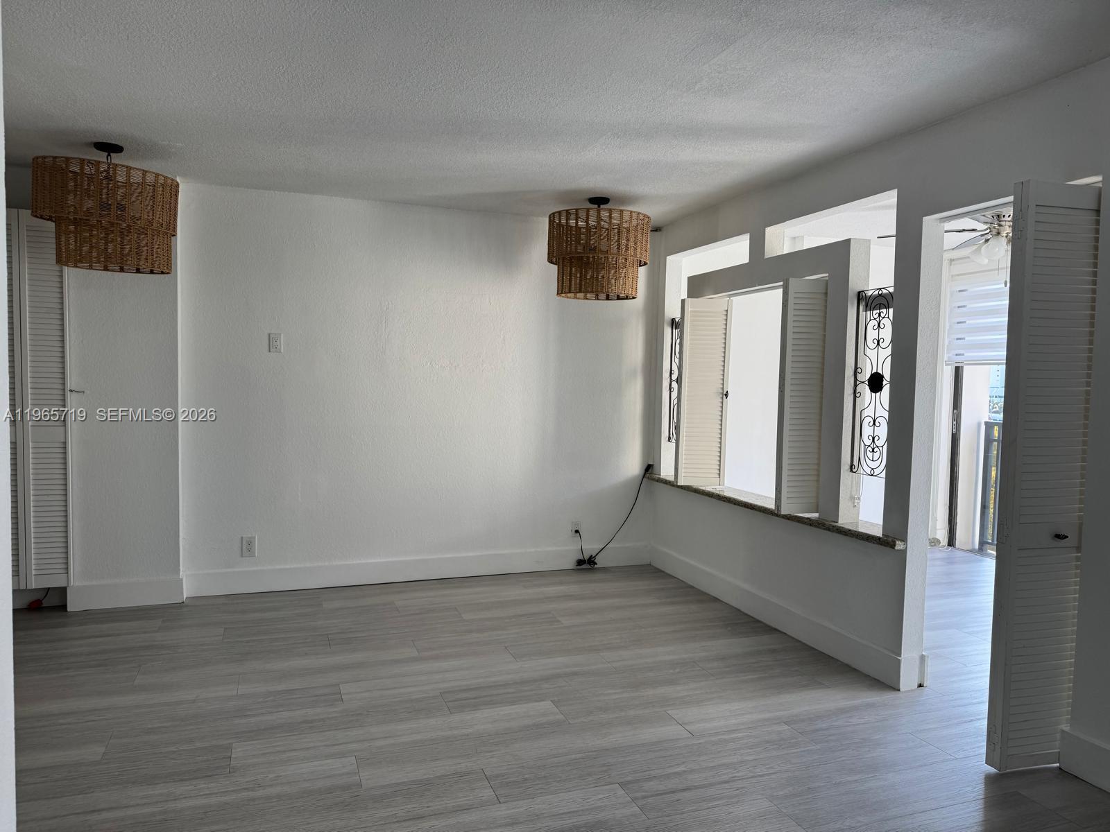 PLAZA OF AMERICAS CONDO P - Residential Lease