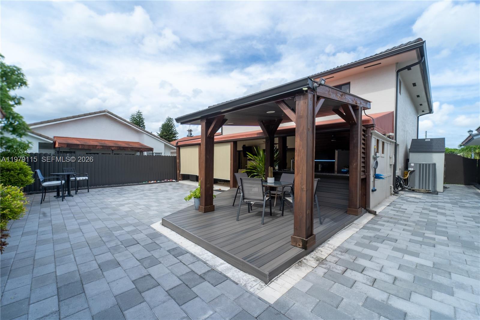 AVALON ESTATES RE-PLAT - Residential