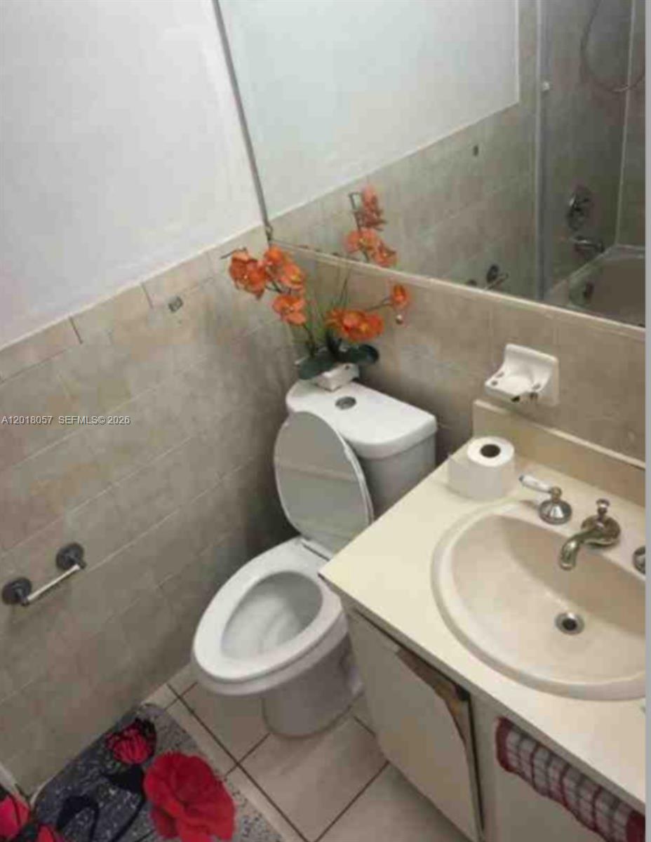LIME GROVE GARDENS - Residential