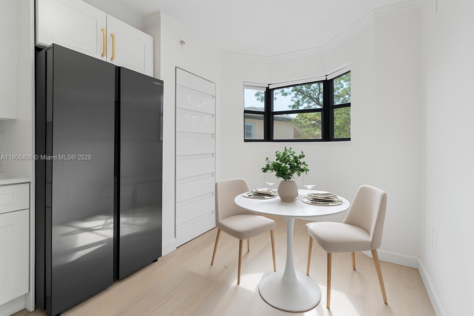 THE COURTS AT BAYSHORE II - Residential