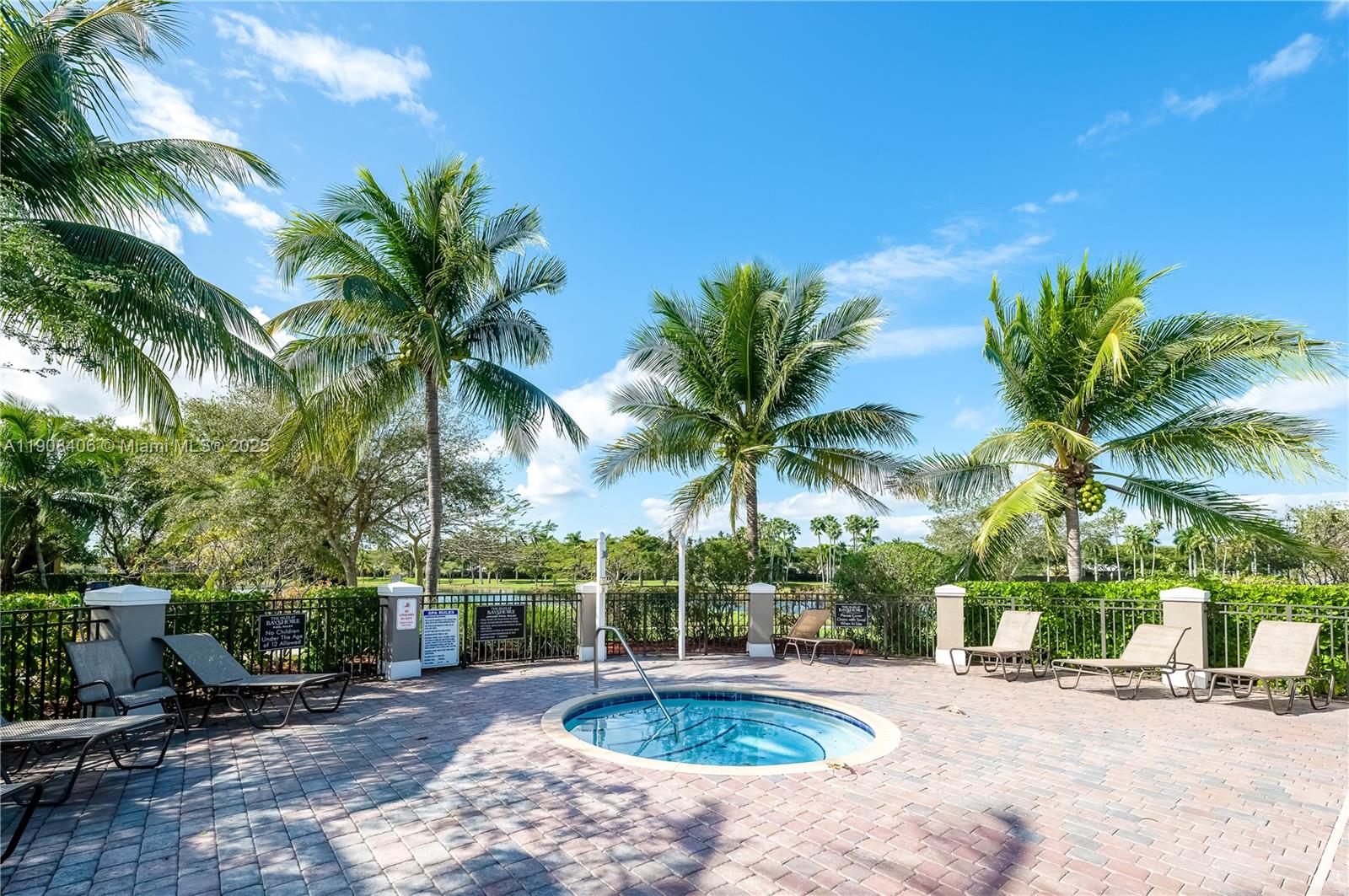 THE COURTS AT BAYSHORE II - Residential