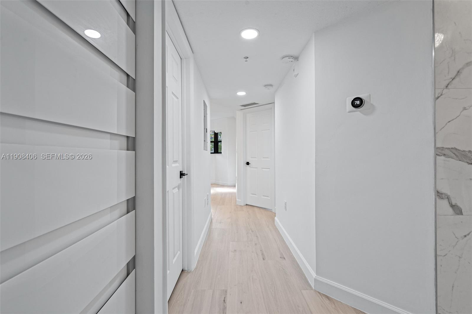 THE COURTS AT BAYSHORE II - Residential