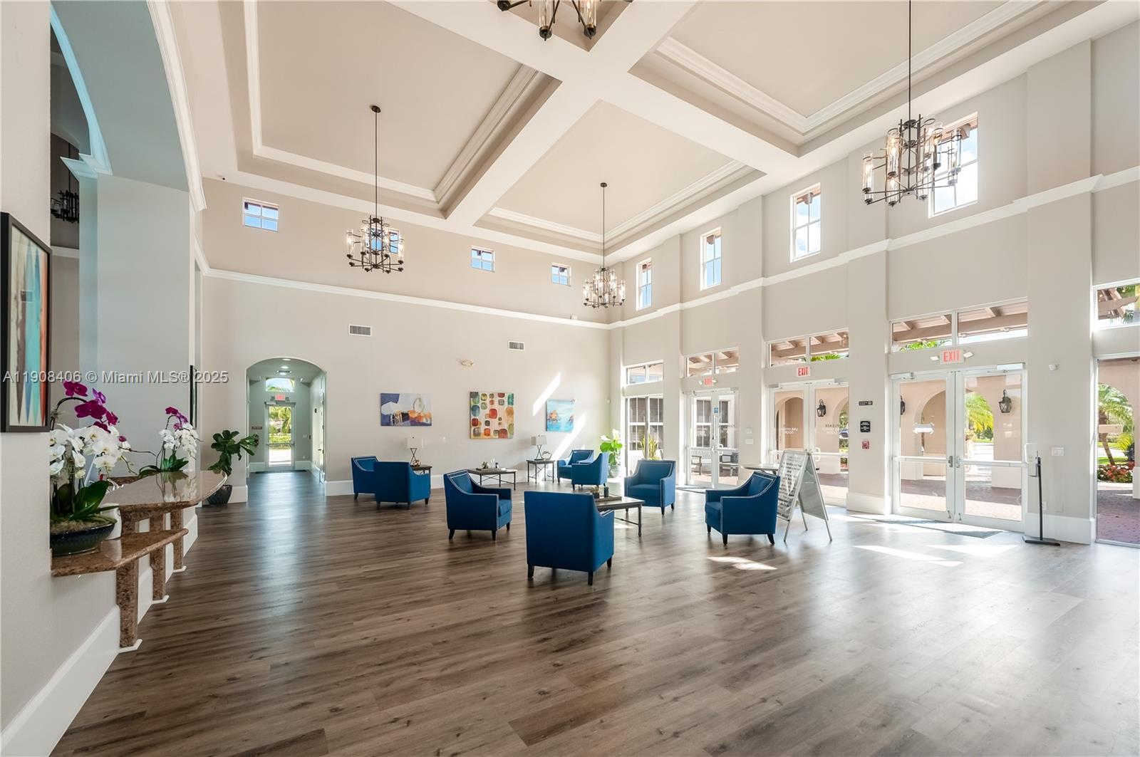 THE COURTS AT BAYSHORE II - Residential