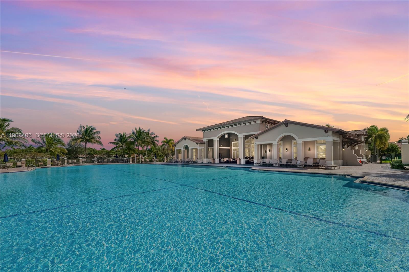 THE COURTS AT BAYSHORE II - Residential