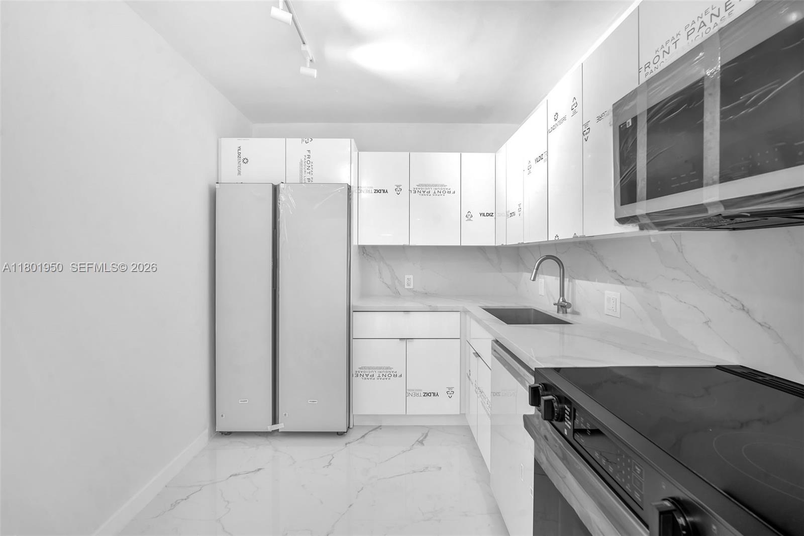 CORONADO CONDO- TOWER II - Residential