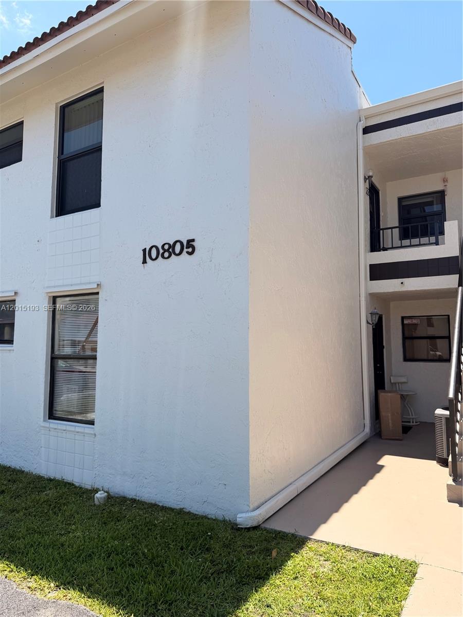 TERRANOVA CONDO 4 - Residential Lease