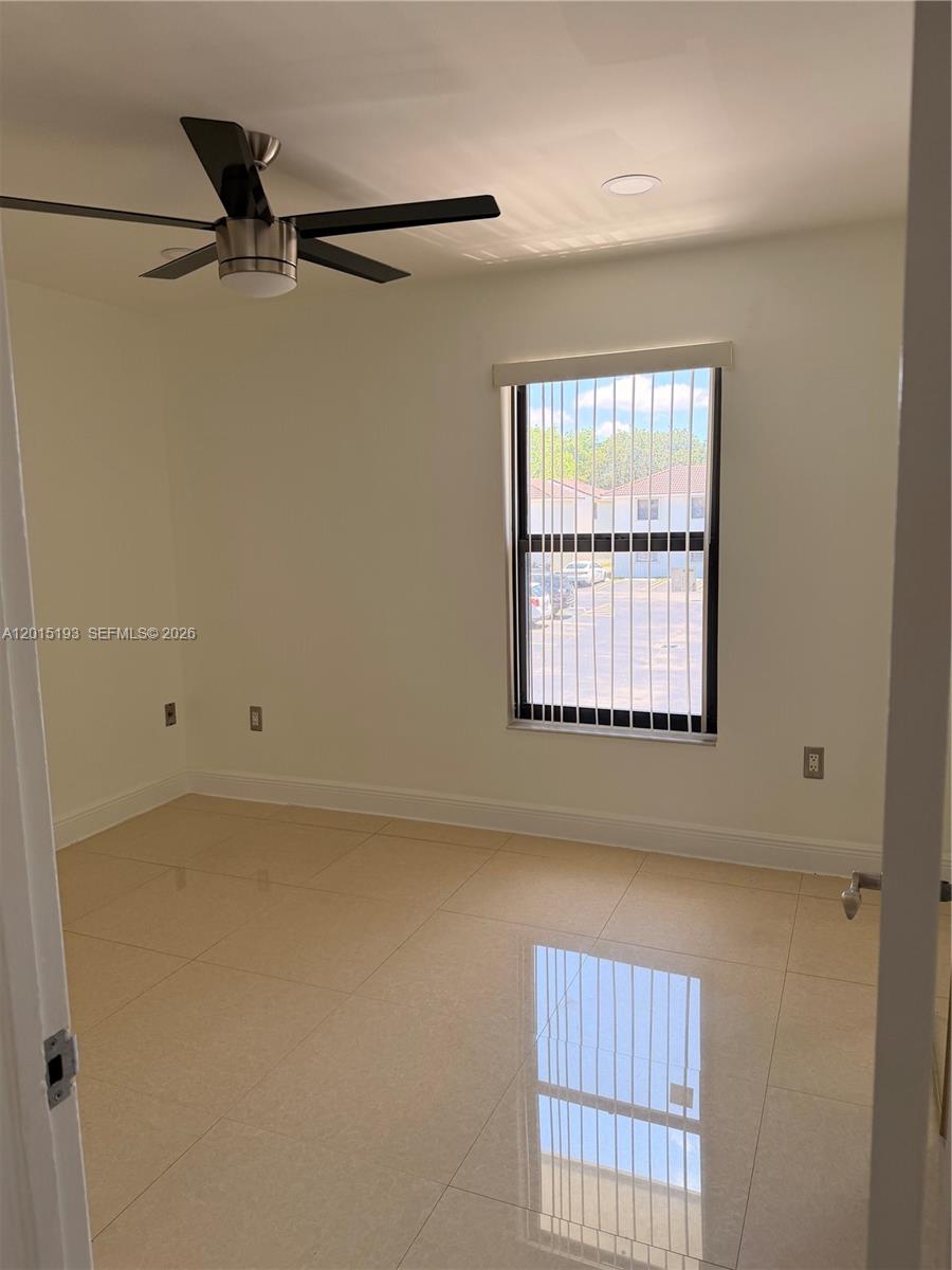 TERRANOVA CONDO 4 - Residential Lease