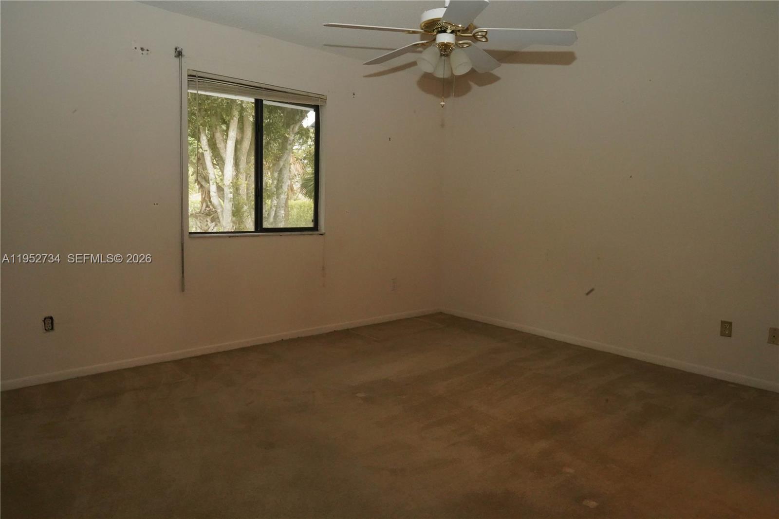 ARBOURS OF THE PALM BEACH - Residential