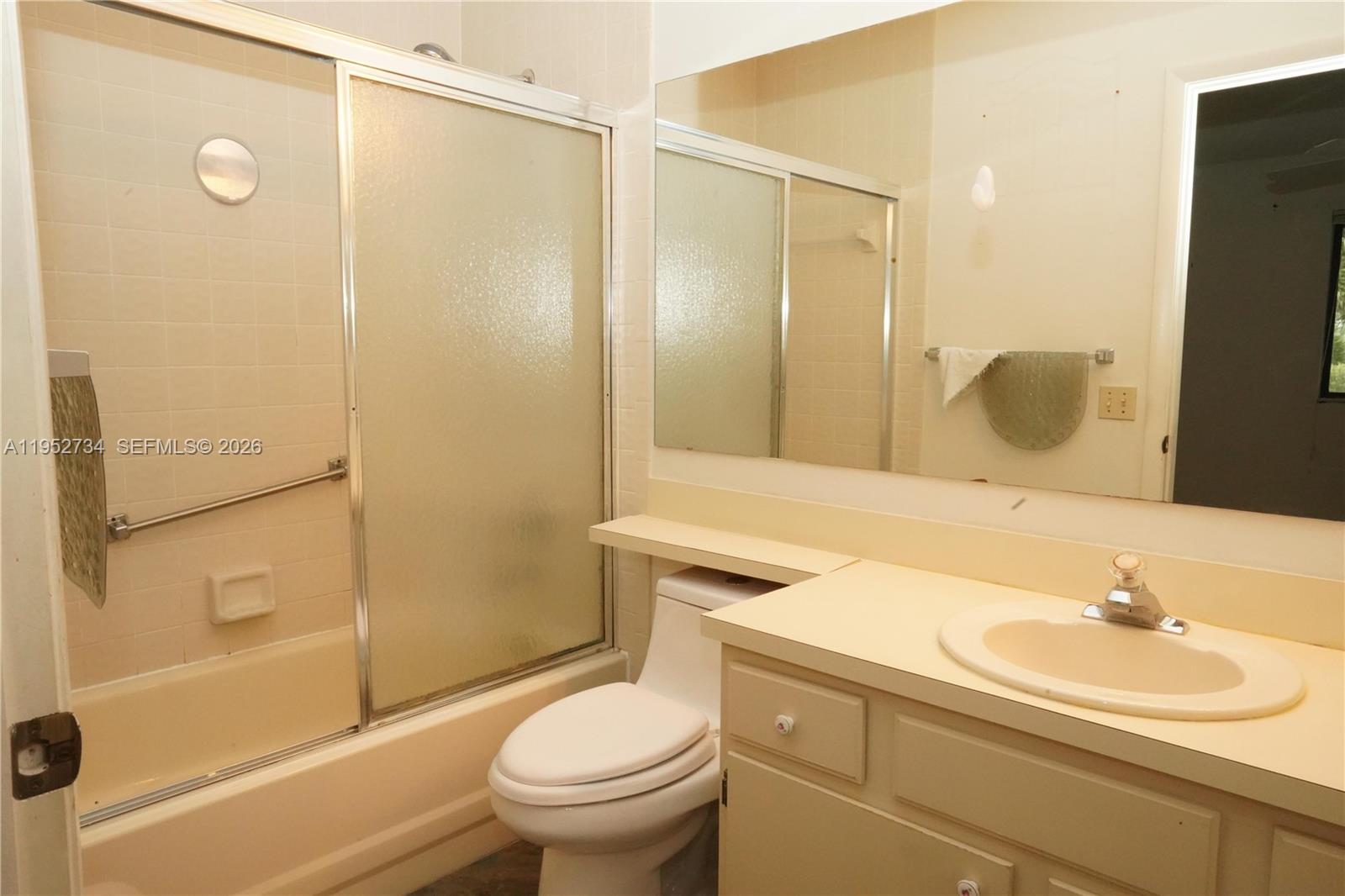 ARBOURS OF THE PALM BEACH - Residential