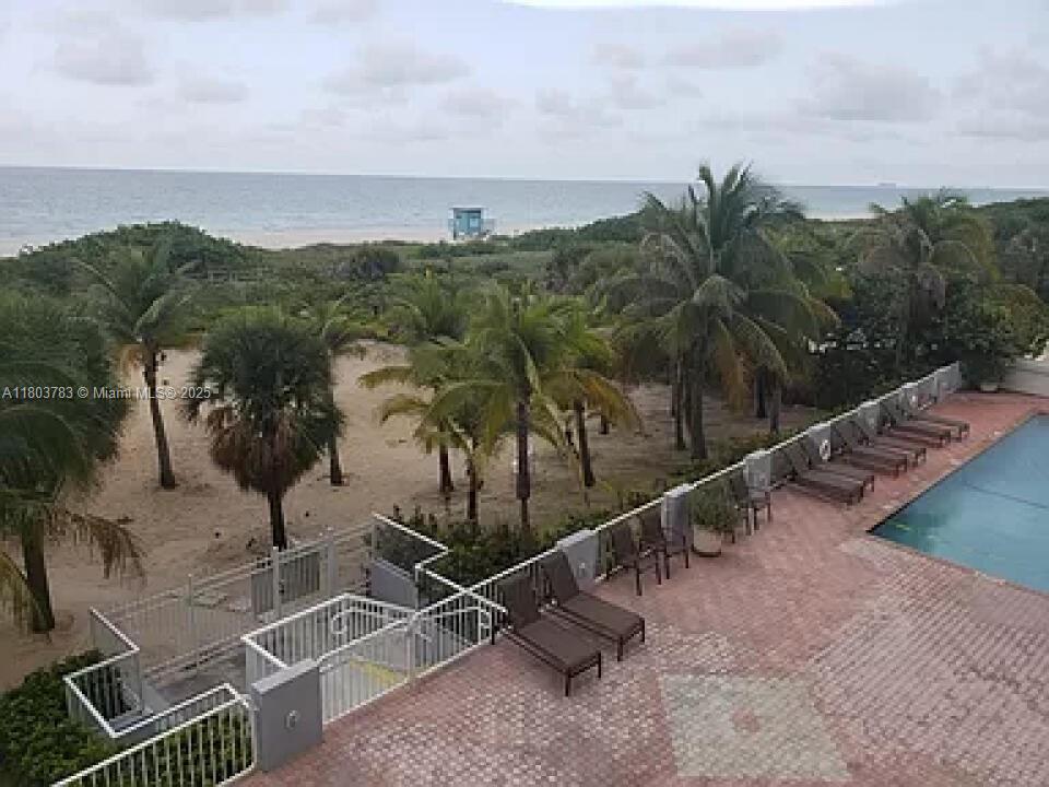 9341 Collins Ave 202
