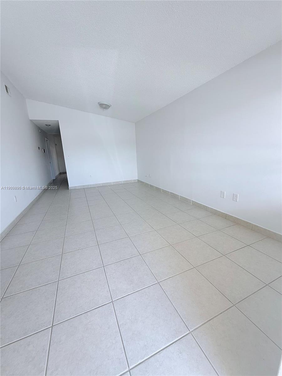 6430 W 25th Ln, Hialeah, FL, 33016/$474,999 3 6430 W 25th Ln