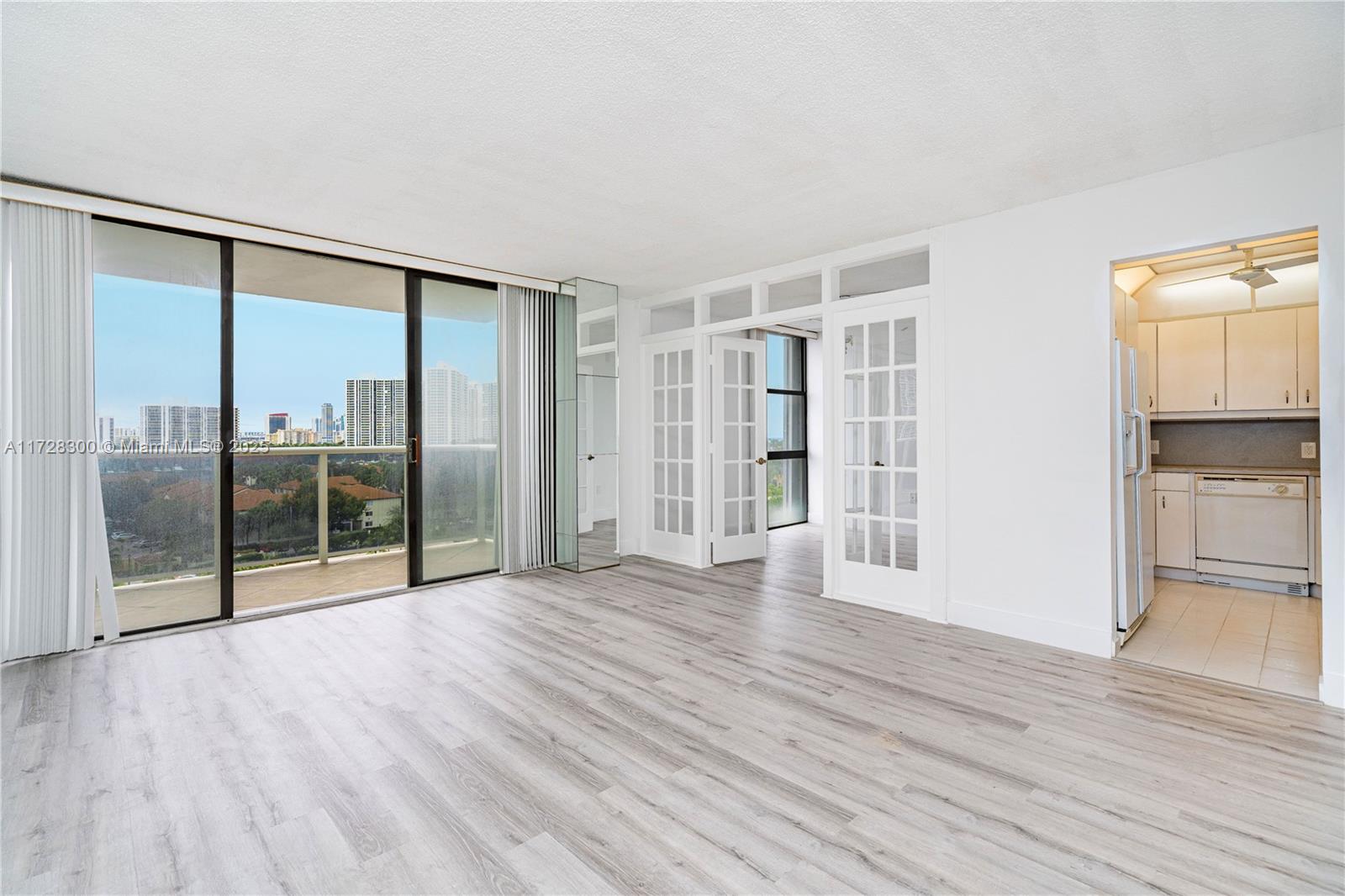 AVENTURA EL DORADO CONDO - Residential