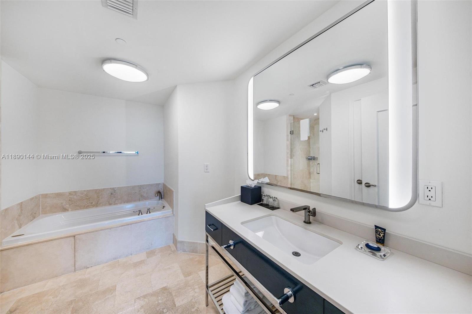 FONTAINEBLEAU II CONDO - Residential