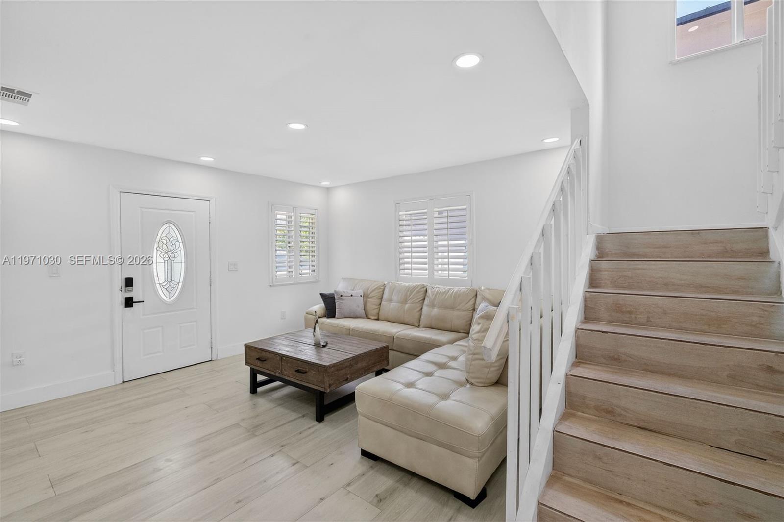 MONACO DREAM HOMES - Residential