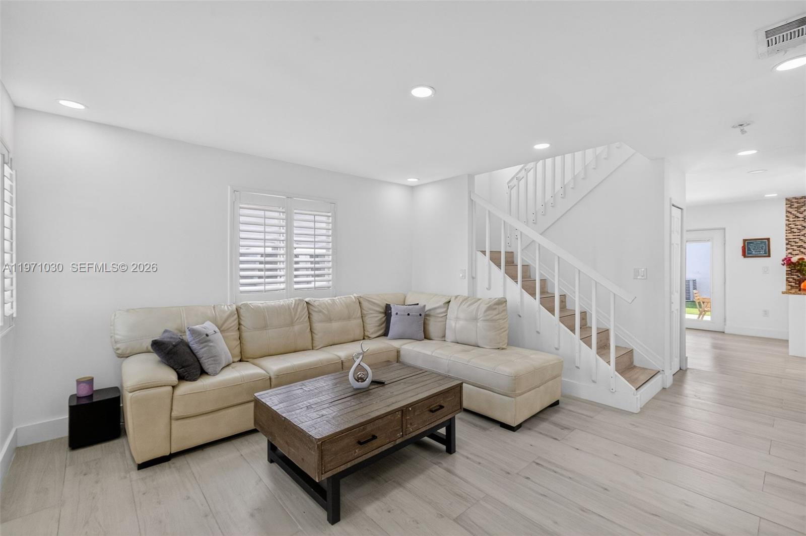 MONACO DREAM HOMES - Residential