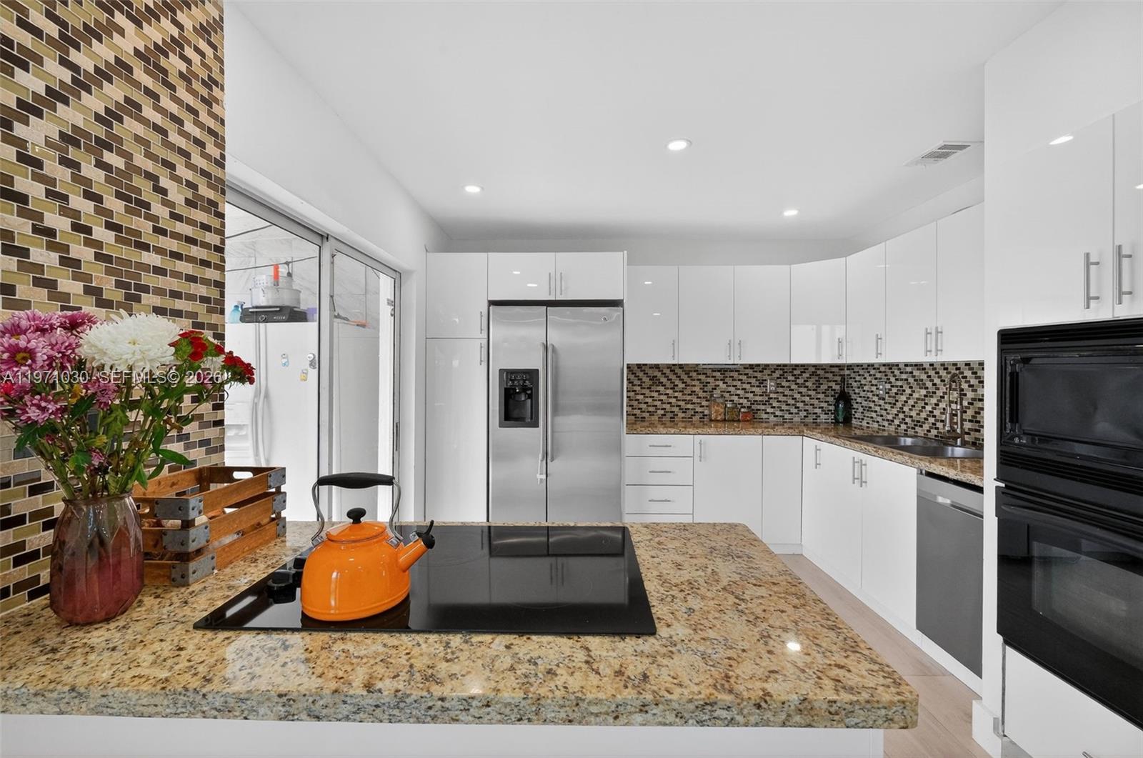 MONACO DREAM HOMES - Residential