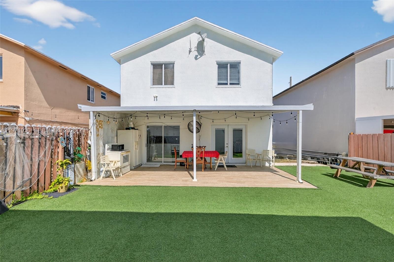 MONACO DREAM HOMES - Residential