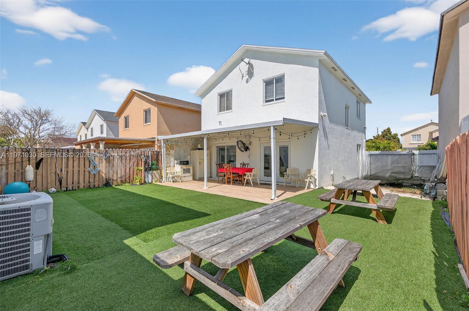 MONACO DREAM HOMES - Residential