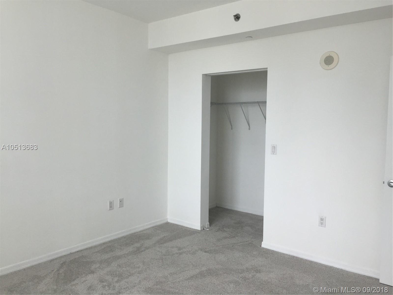 THE PLAZA 901 BRICKELL CO - Residential Lease