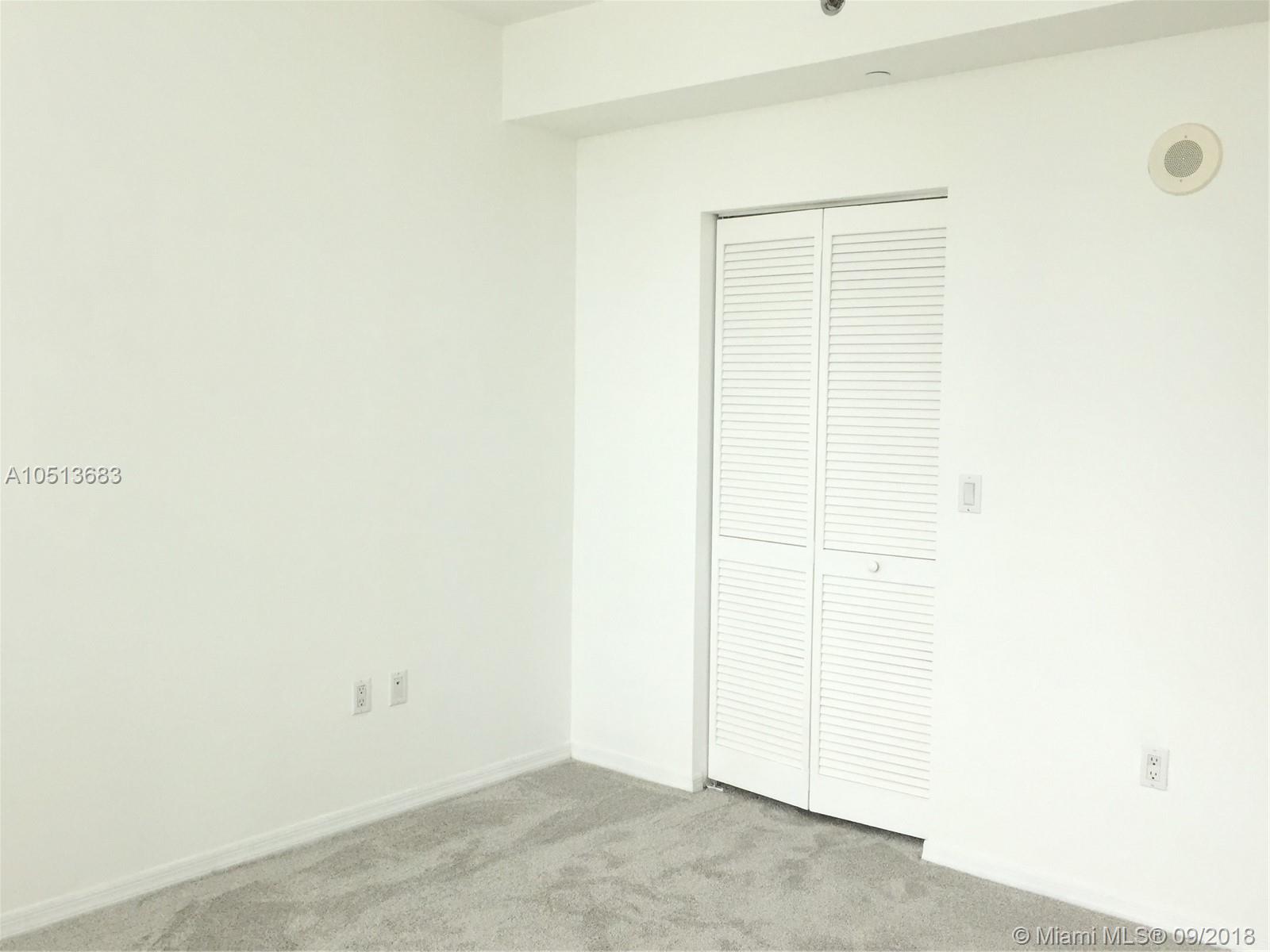 THE PLAZA 901 BRICKELL CO - Residential Lease