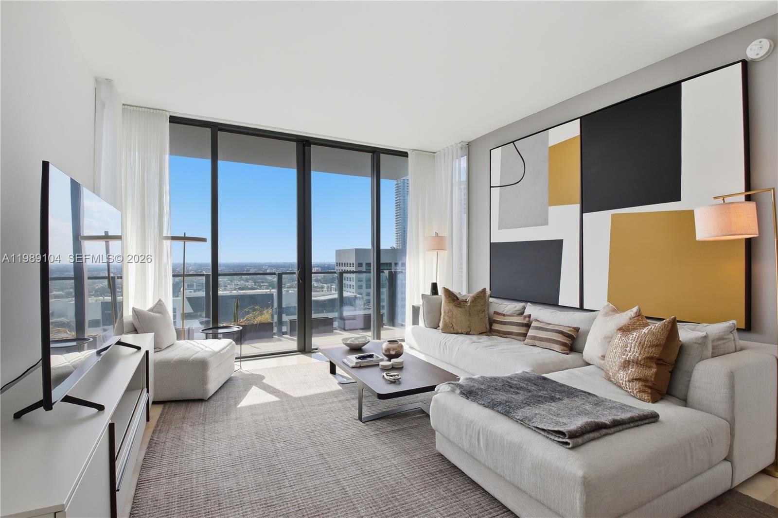 RISE CONDO - Residential