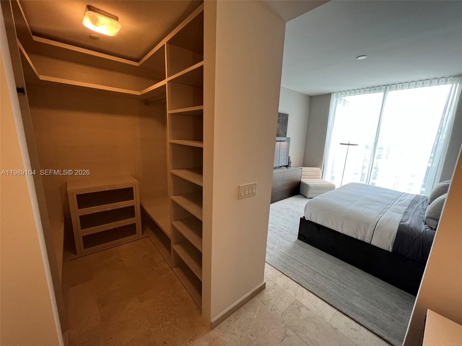 RISE CONDO - Residential