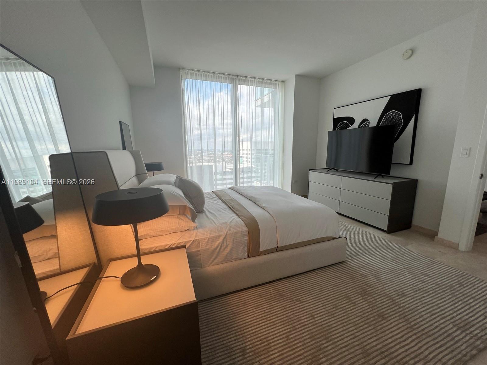 RISE CONDO - Residential