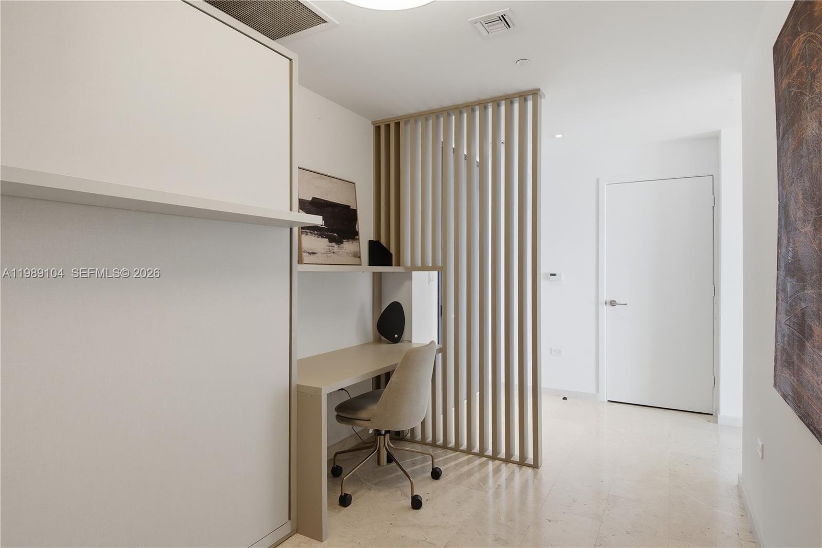 RISE CONDO - Residential