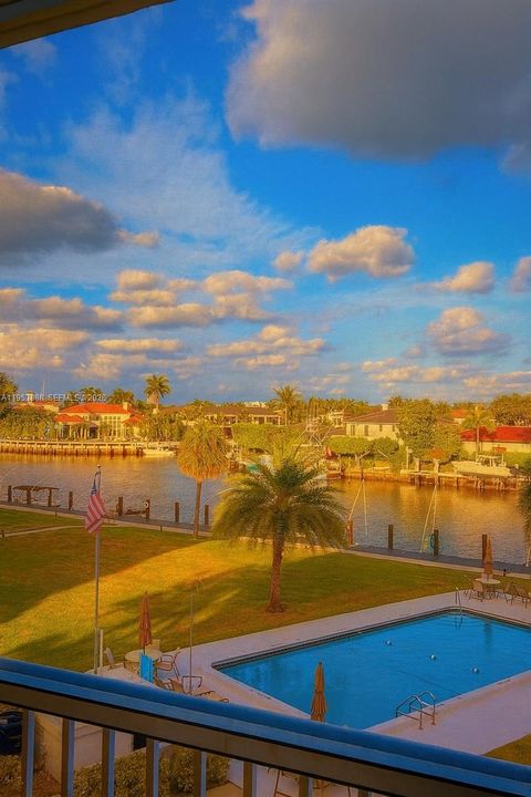 230 N Federal Hwy 305 Deerfield Beach FL 33441