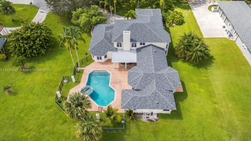 DAVIE WHISPERING PINES - Residential