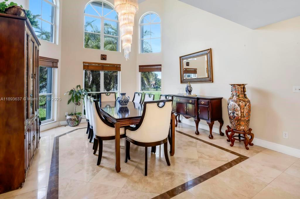 DAVIE WHISPERING PINES - Residential