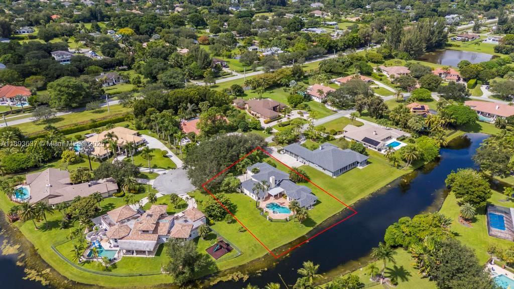 DAVIE WHISPERING PINES - Residential