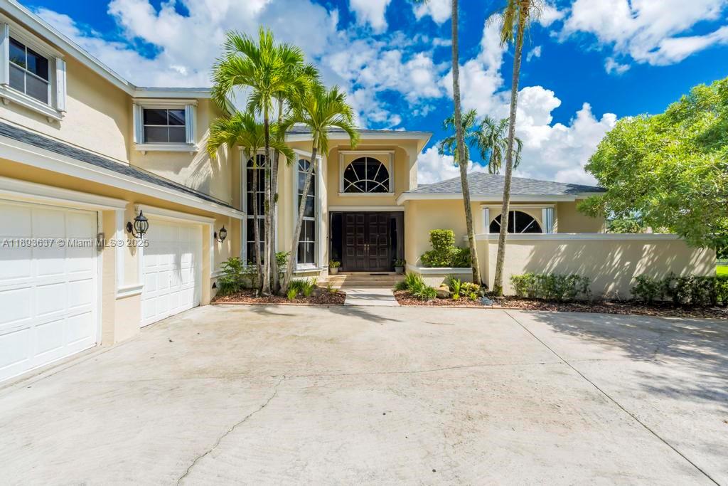 DAVIE WHISPERING PINES - Residential